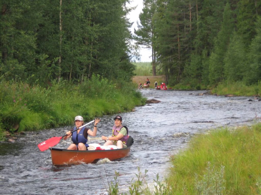 Auf dem kleinen Fluß Björnån unterhalb des Ransidammen am 17.08.2008