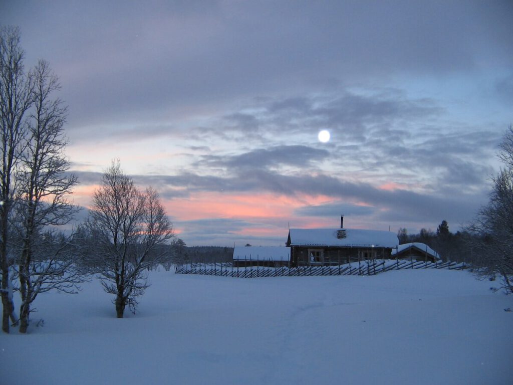 Morgenrot an der Schutzhütte Valdalsbygget am 11.01.2008