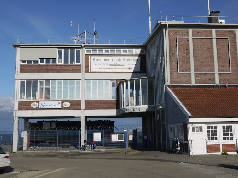 Vom Amerika-Hafen in Cuxhaven sind heute noch der Pier Steubenhöft und die Hapag-Hallen erhalten (15.10.2020)