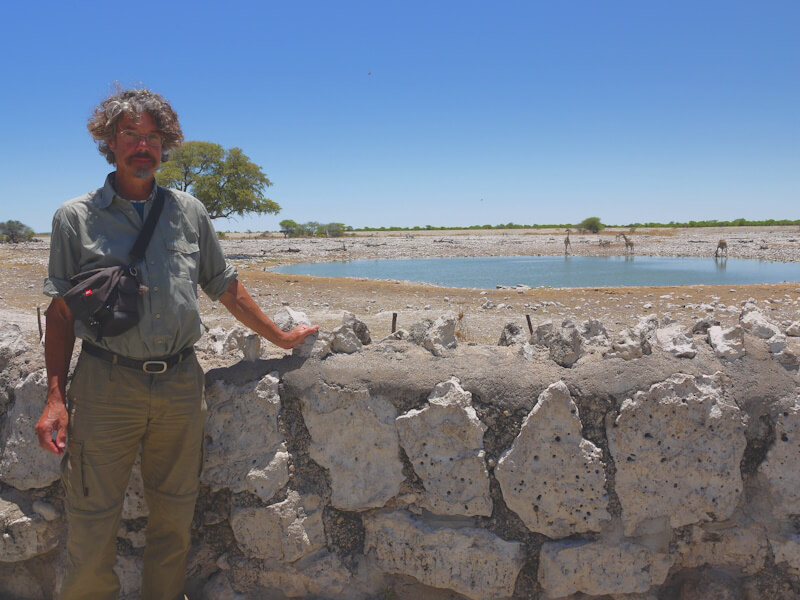 Manfred an einer Wasserstelle im Etosha-Park am 23.11.2025.